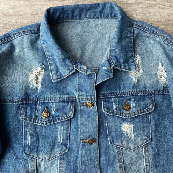 Distressed Raw Edge Denim Jean Jacket - Picture 5 of 11
